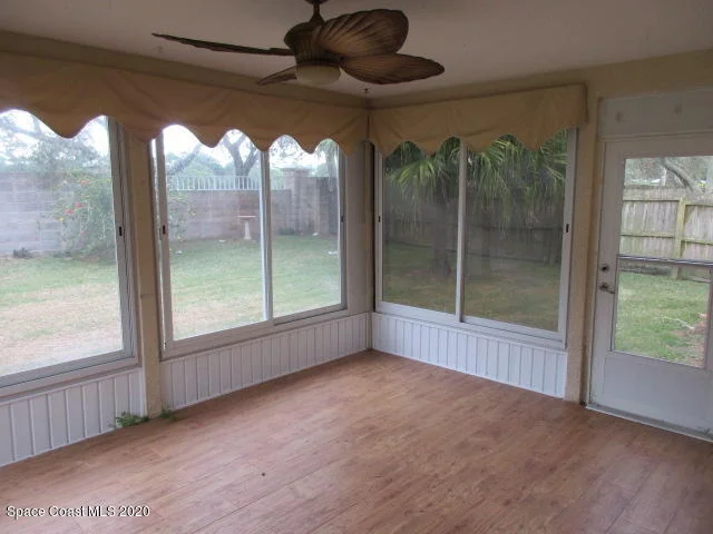 Photo of 6927 Hammock Lakes Drive