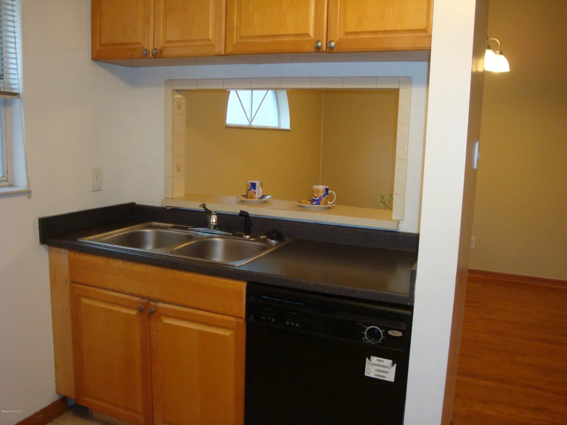 Photo of 982 S Fork Circle
