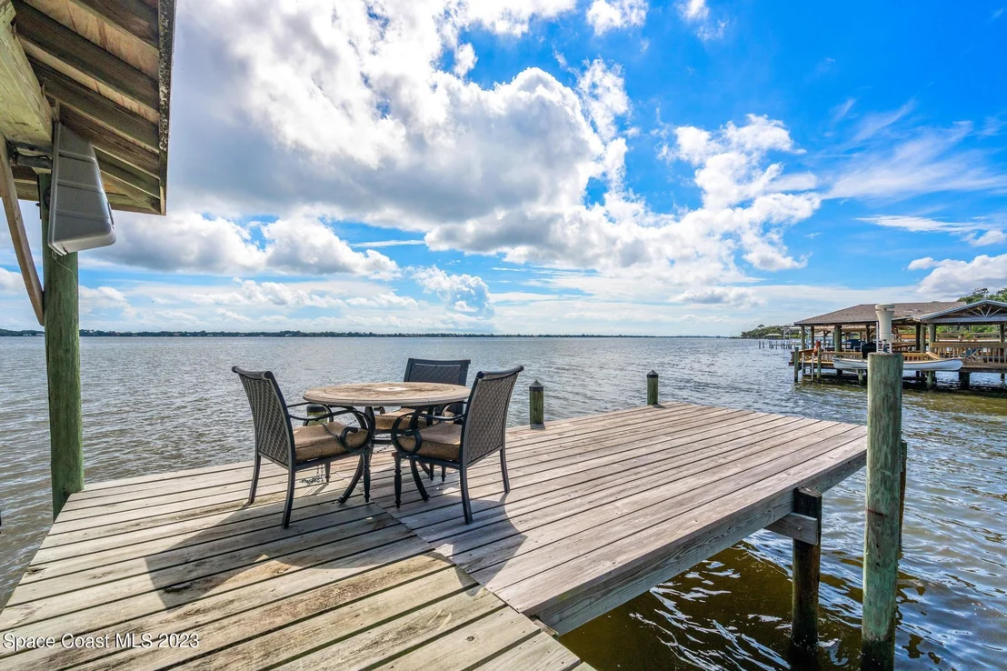 Photo of 1421 Rockledge Drive