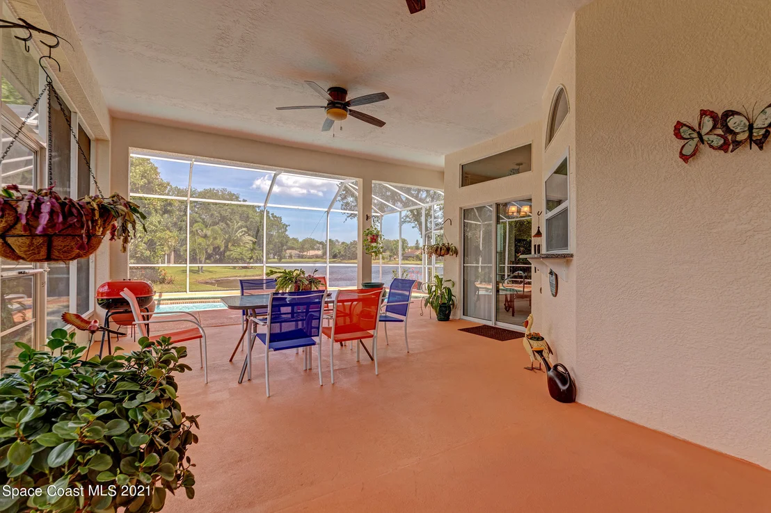Photo of 876 Shoshone Lane