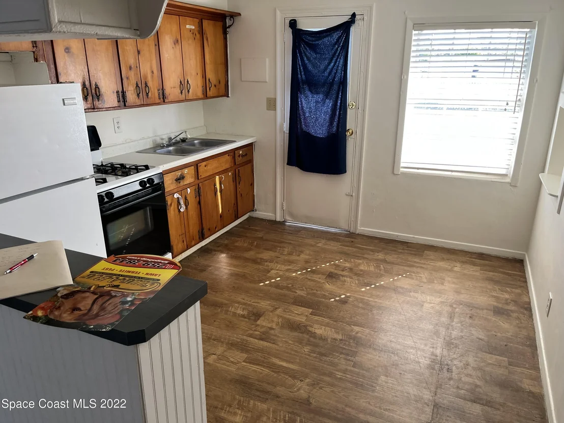 Photo of 308 Live Oak Lane