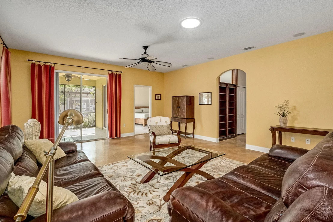 Photo of 392 Waterside Circle