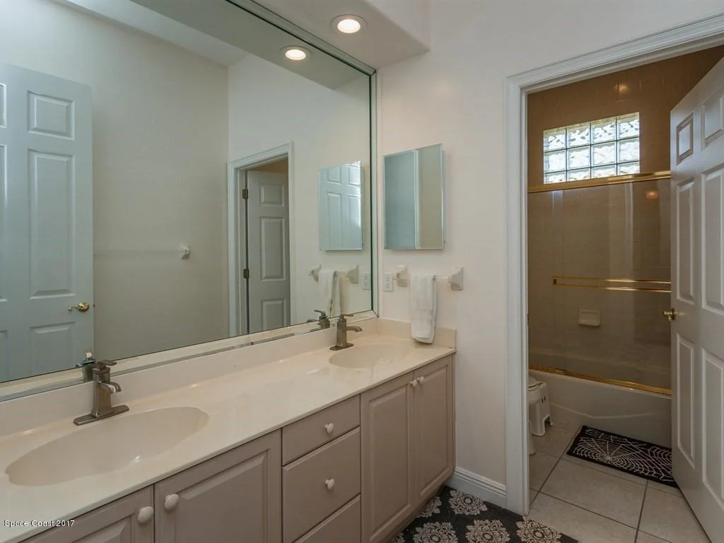 Photo of 705 Palmer Way