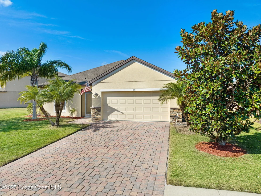 Photo of 1141 Dillard Drive SE