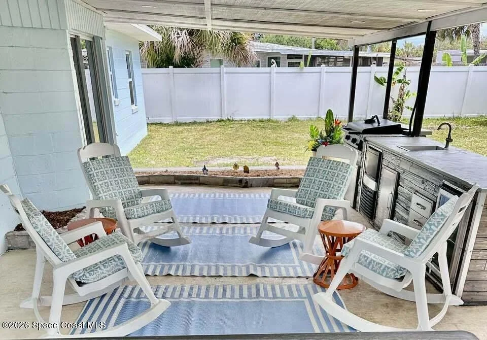 Photo of 113 W Leon Lane