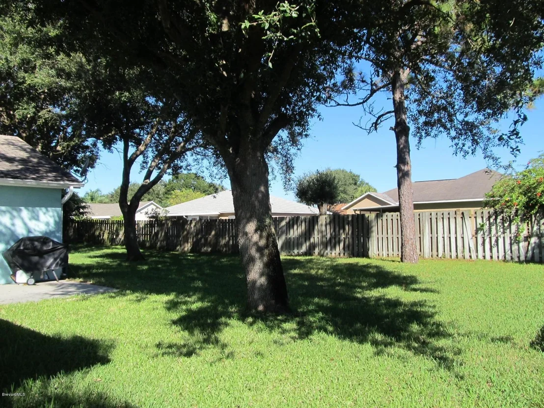 Photo of 198 Twin Lakes Road