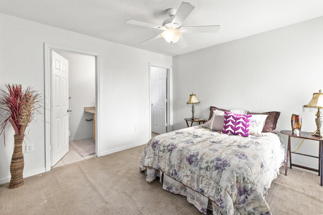 Photo of Unit 2011 at 3501 D'Avinci Way