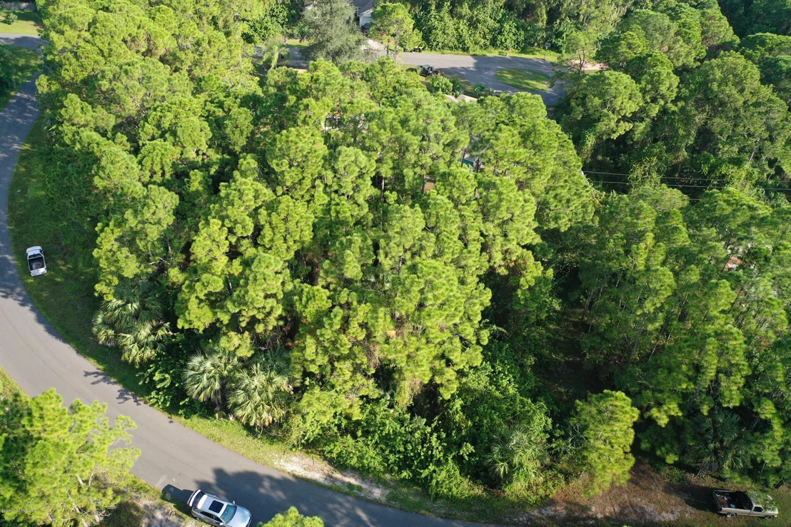 Photo of 1781 Hydrangea Road NW