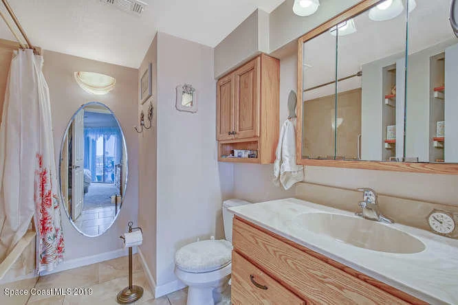 Photo of Unit 1504 at 1700 Commodore Boulevard