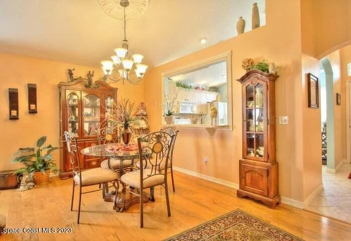 Photo of 991 Pine Creek Circle NE