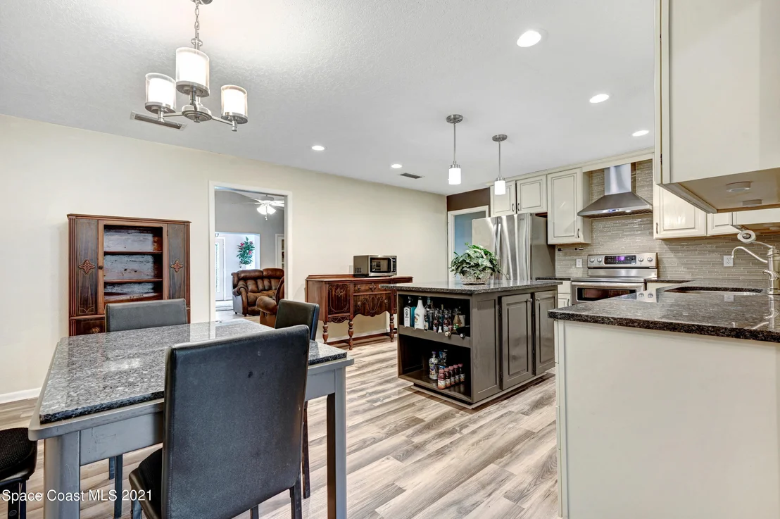Photo of 2533 Meadow Lane