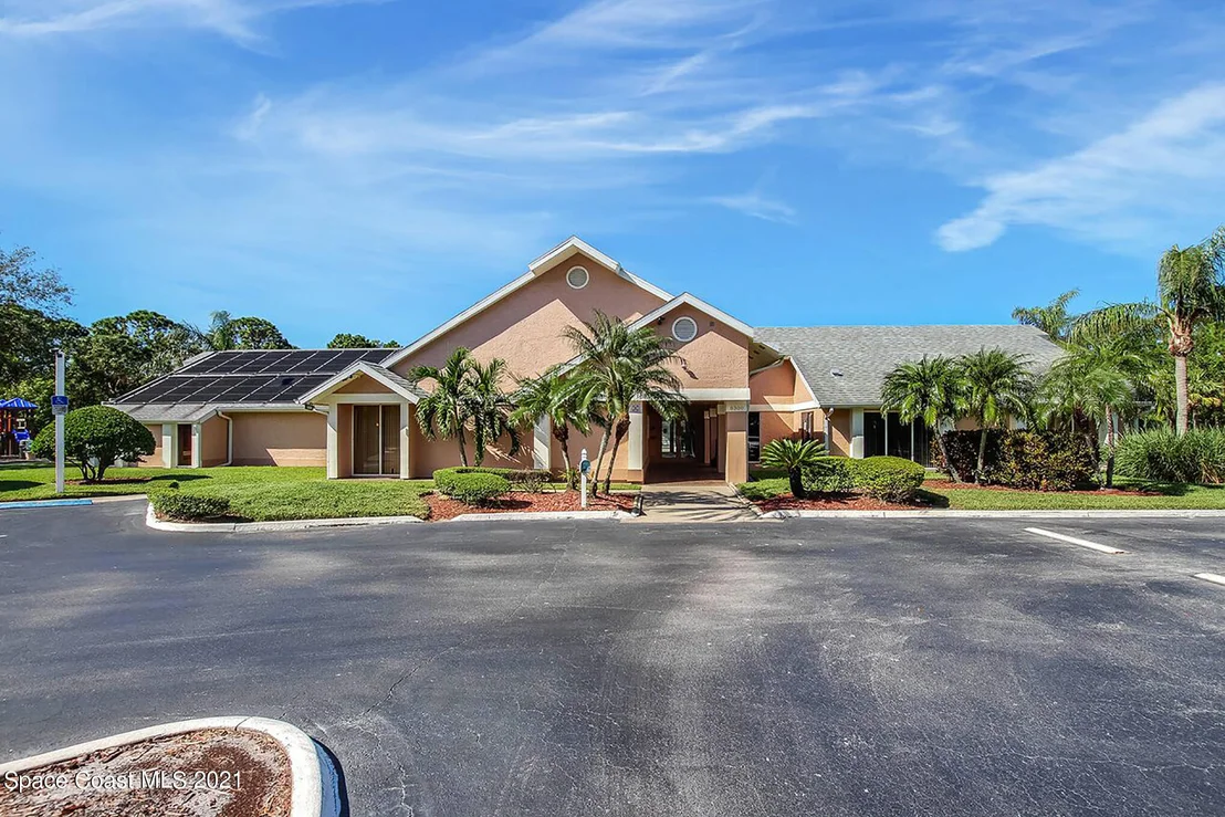 Photo of 933 Gables Way