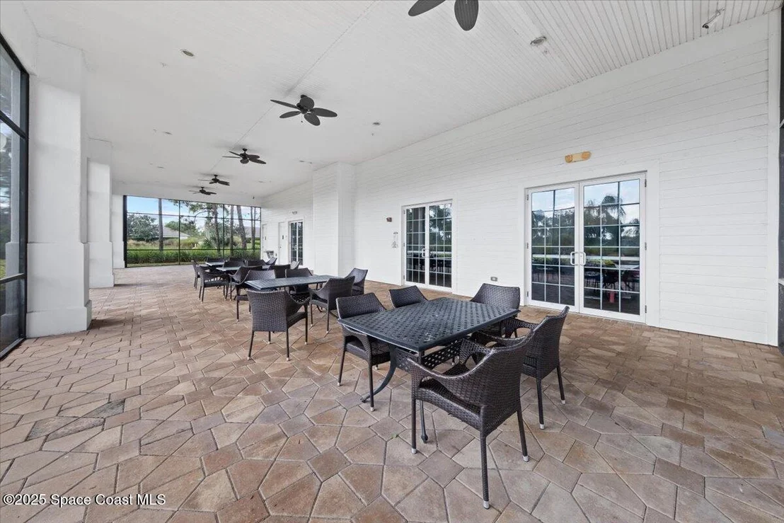 Photo of 2100 Windbrook Drive SE