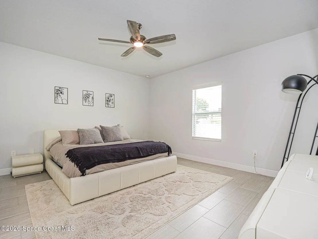 Photo of 3010 Eldron Boulevard SE