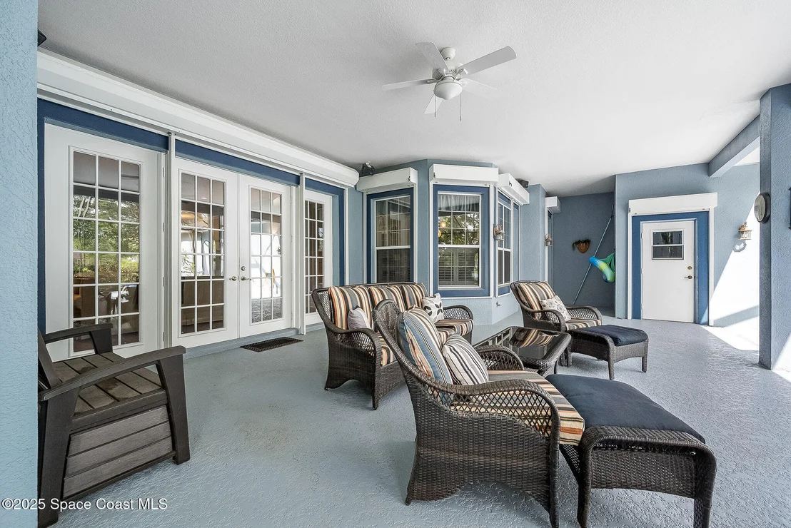 Photo of 4741 Canard Road