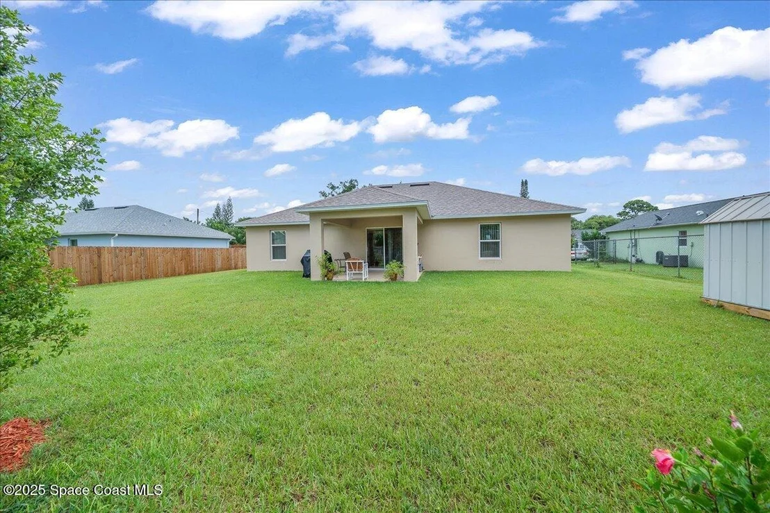 Photo of 7180 Ackerman Avenue