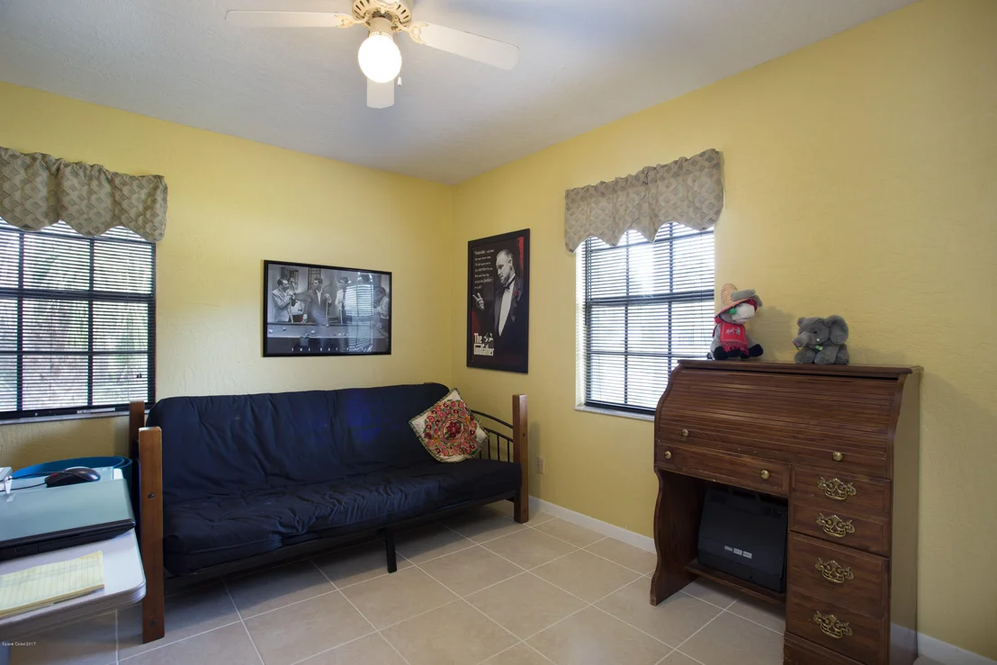 Photo of 3835 Milwaukee Avenue