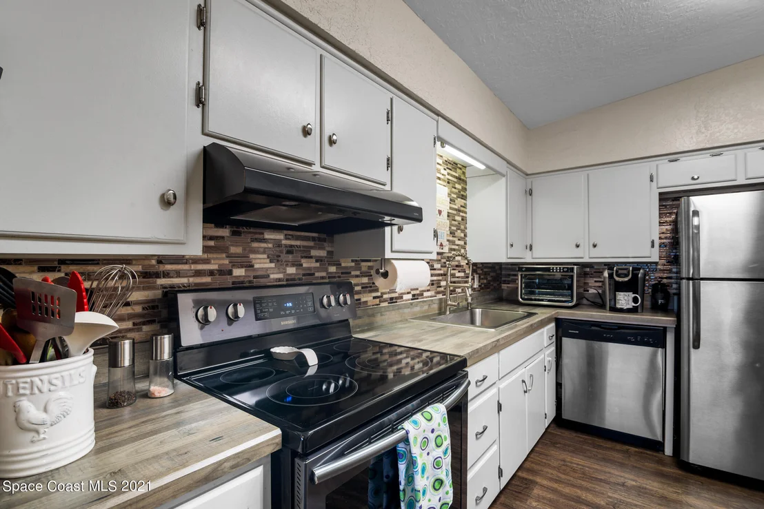 Photo of 1427 Hillcrest Drive