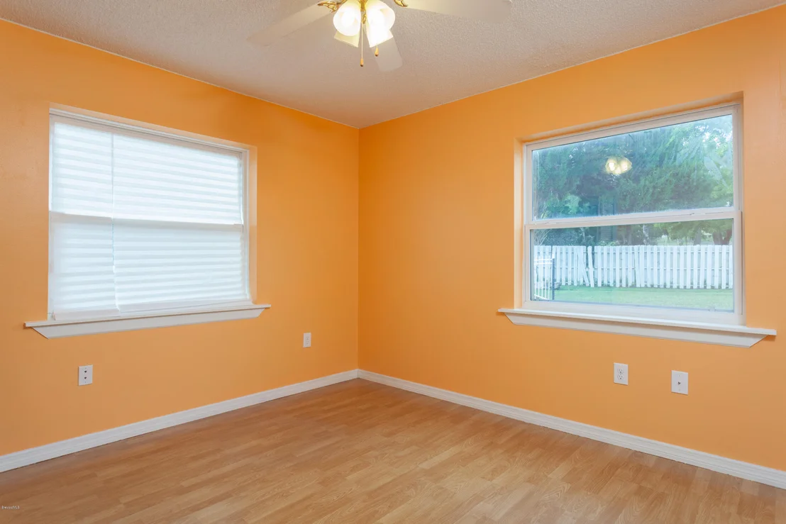 Photo of 3447 Indian River Drive N