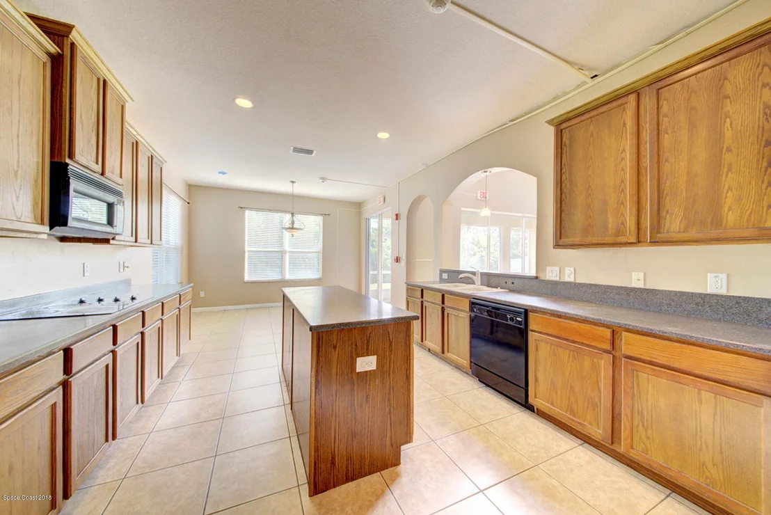 Photo of 3366 Peninsula Circle