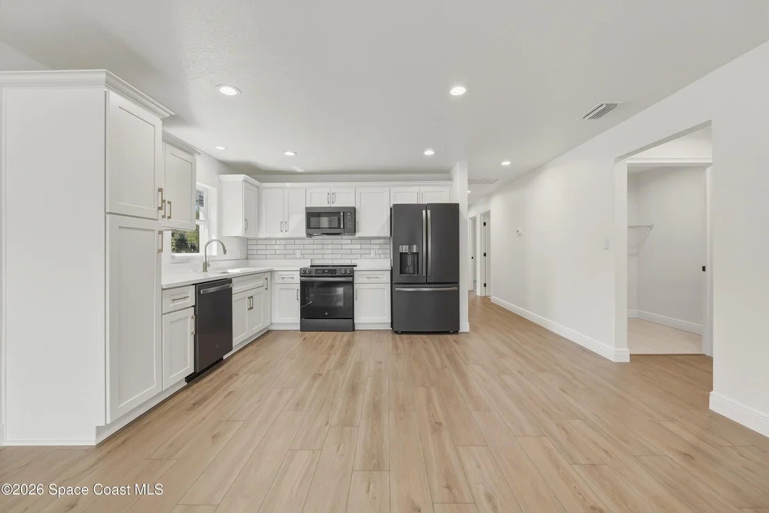 Photo of 5812 Hammock Street