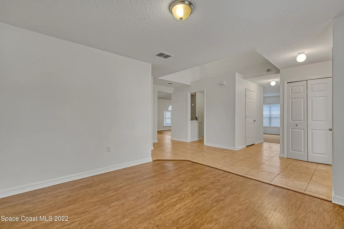 Photo of 471 Tortuga Way