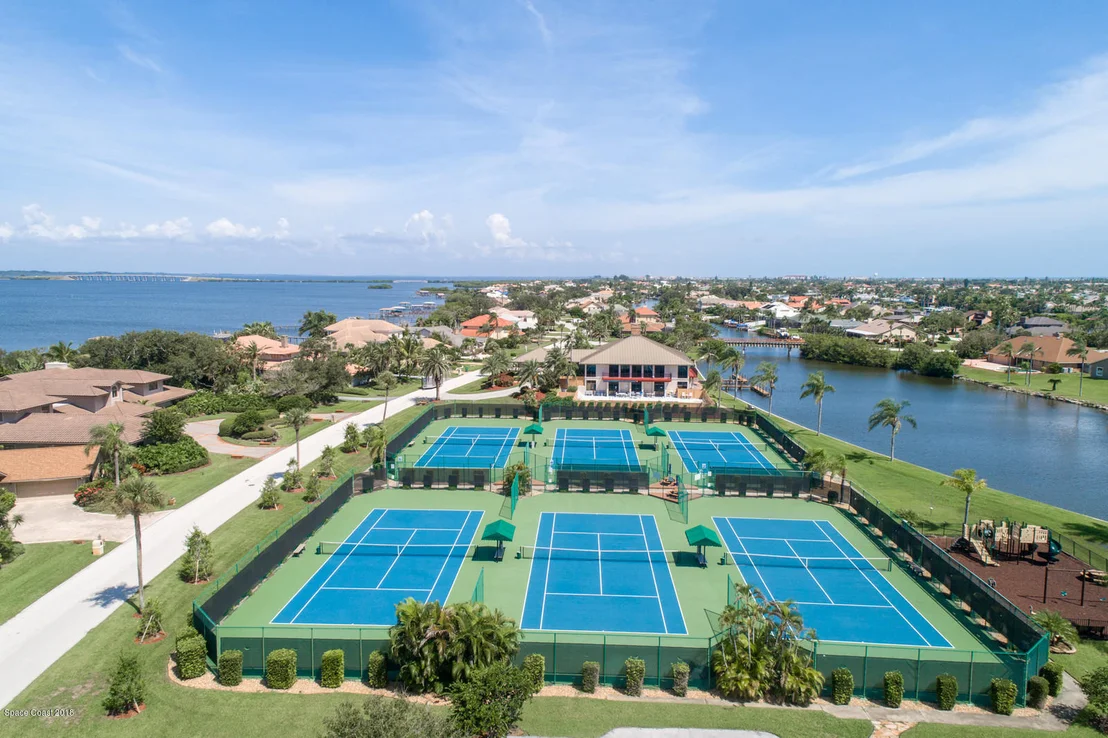 Photo of 166 Lanternback Island Drive