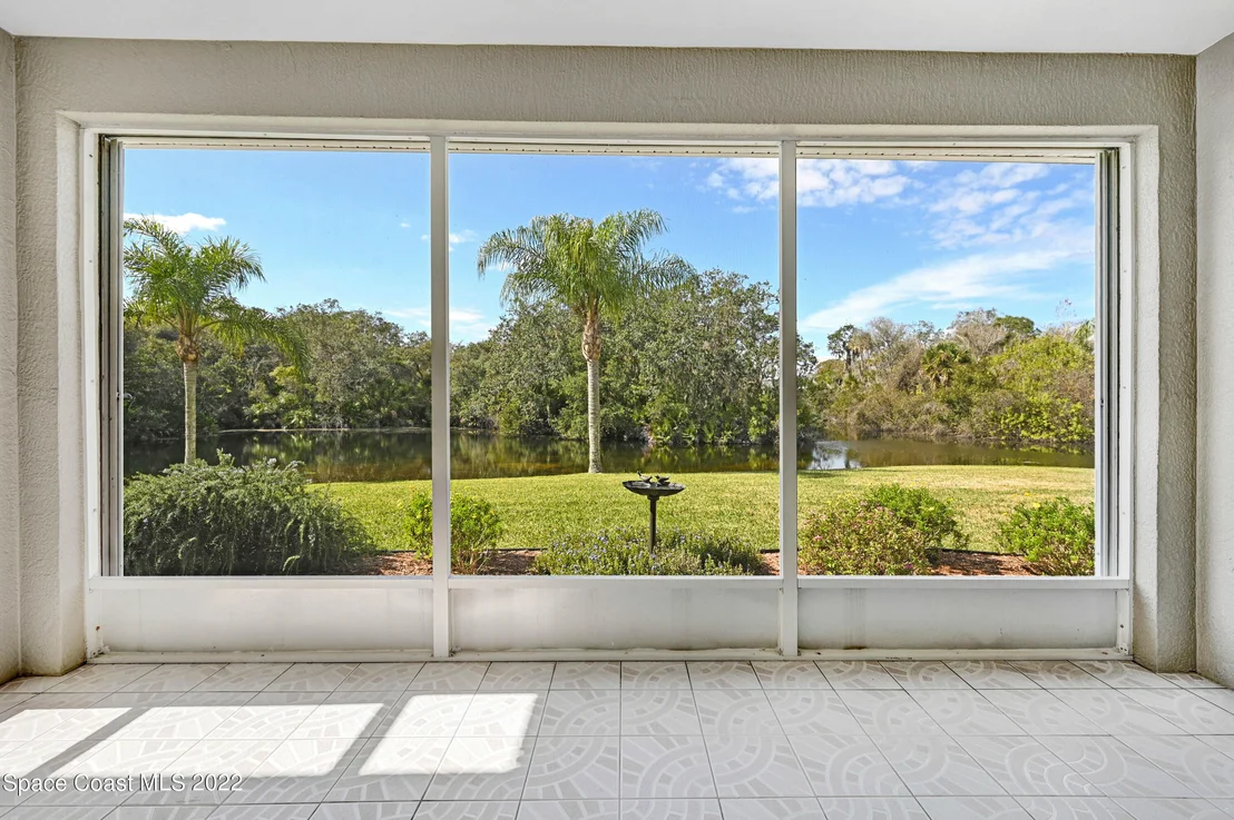 Photo of 961 Palm Brook Drive