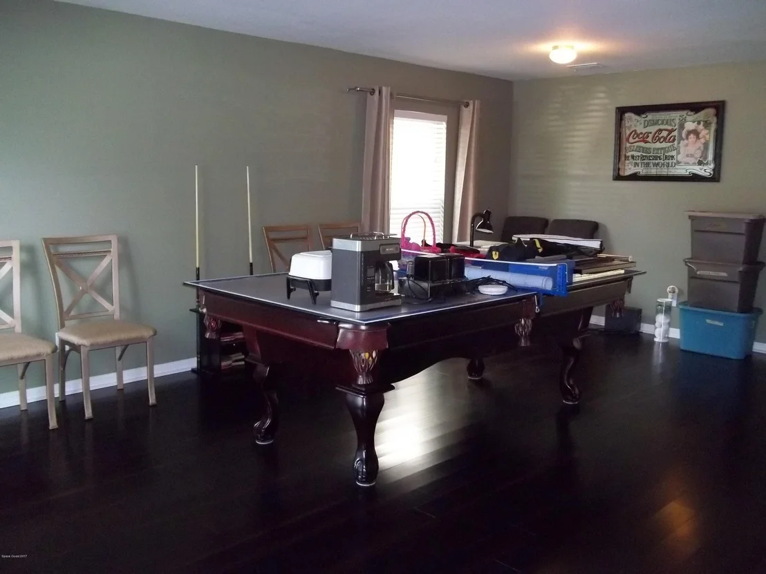 Photo of 285 Dryden Circle
