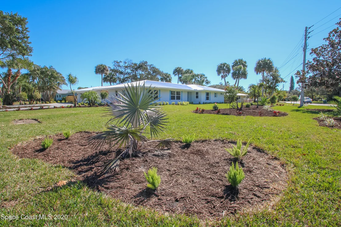 Photo of 501 Riverside Drive