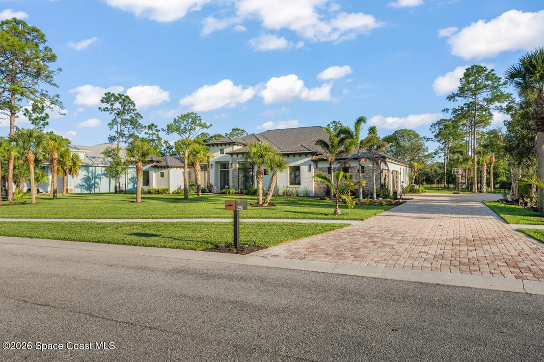 Photo of 2550 Pimlico Lane
