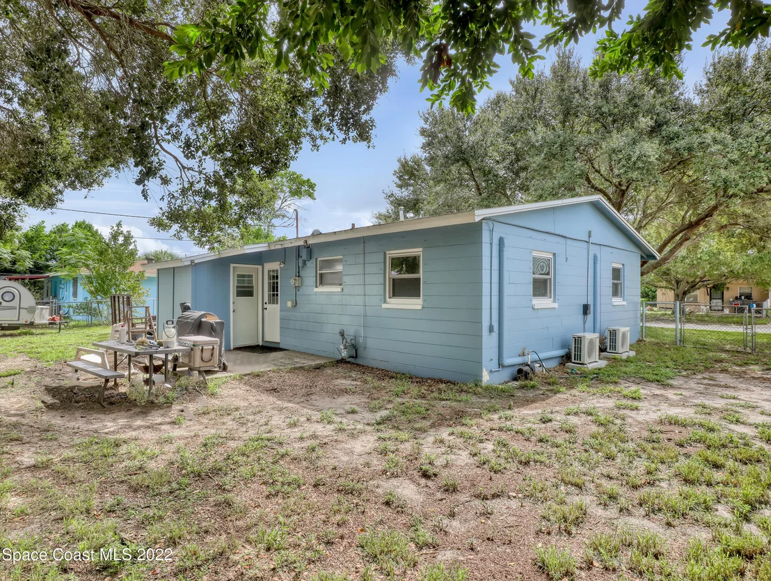 Photo of 2156 King Richard Road