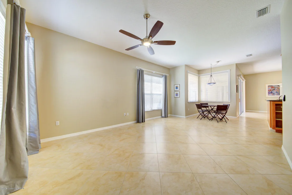Photo of 4698 Alamanda Drive