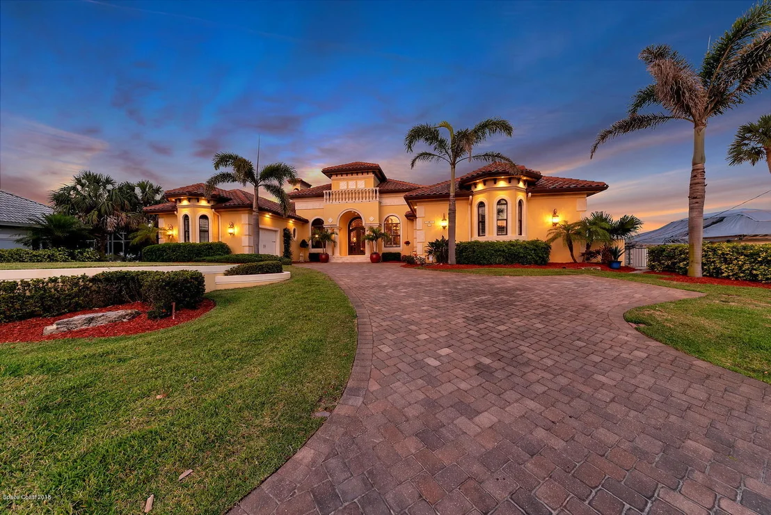 Photo of 2202 Rockledge Drive