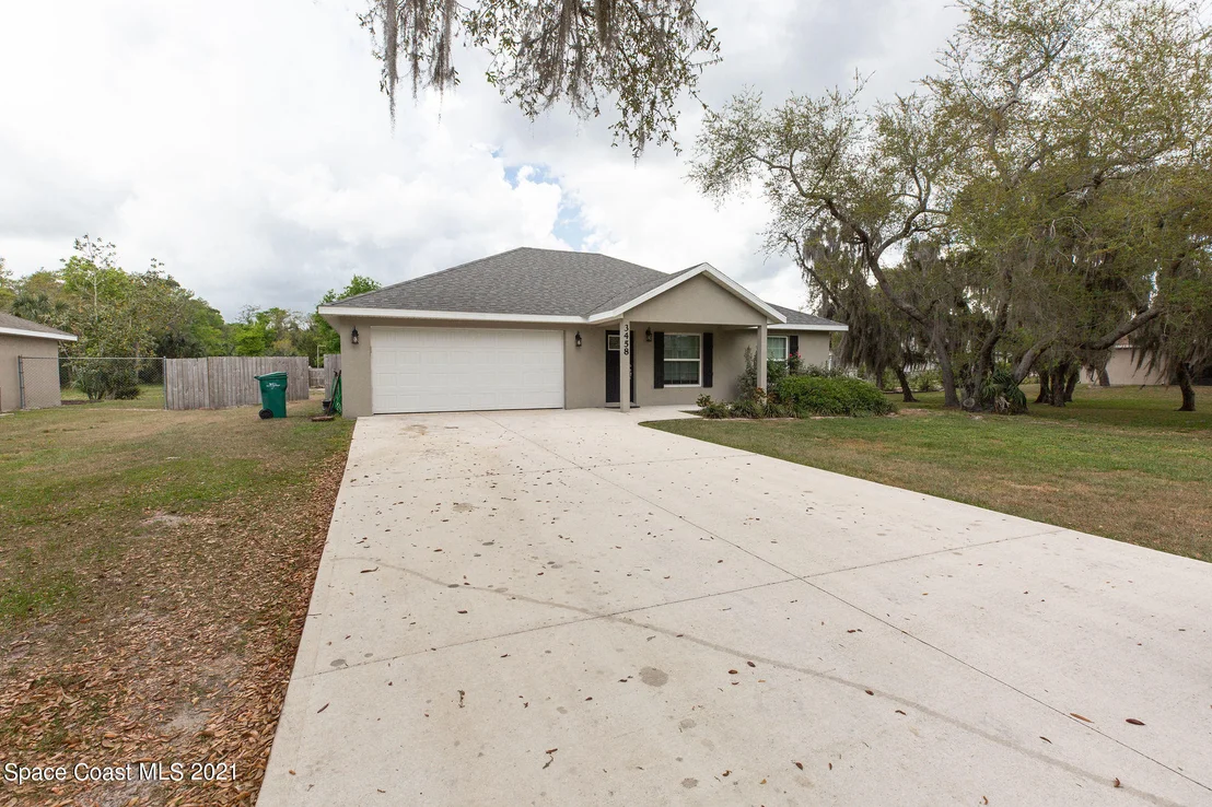 Photo of 3458 Brevard Road