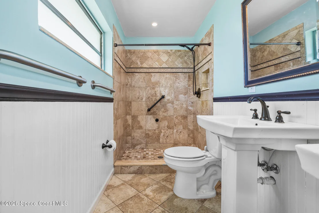 Photo of 435 10th Avenue