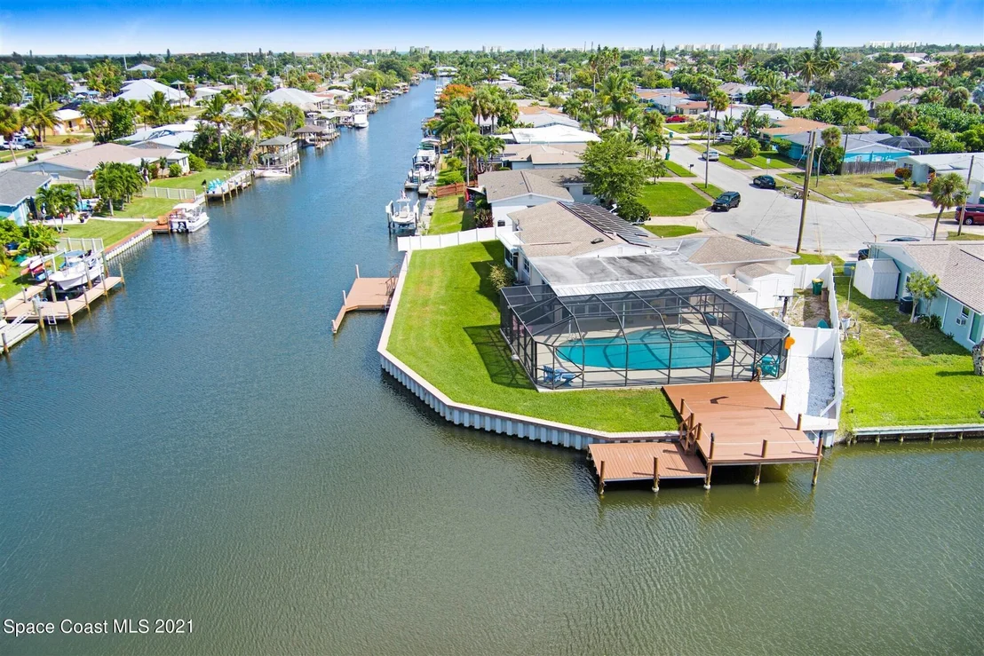 Photo of 489 Penguin Drive