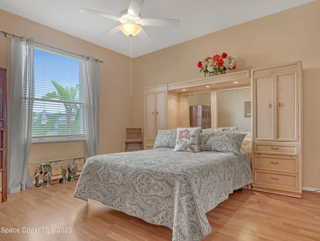 Photo of 904 Suntree Woods Drive