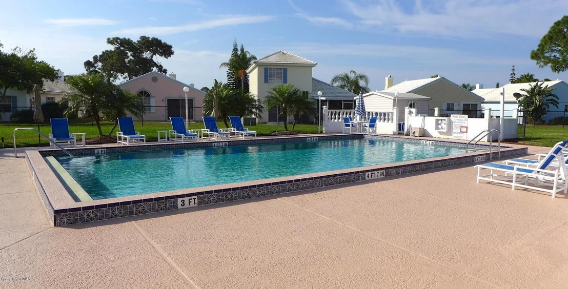 Photo of 1109 Goldenrod Circle NE