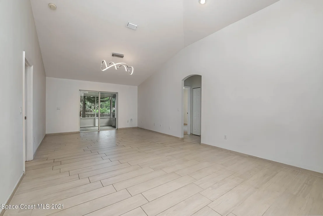 Photo of 2568 Ventura Circle