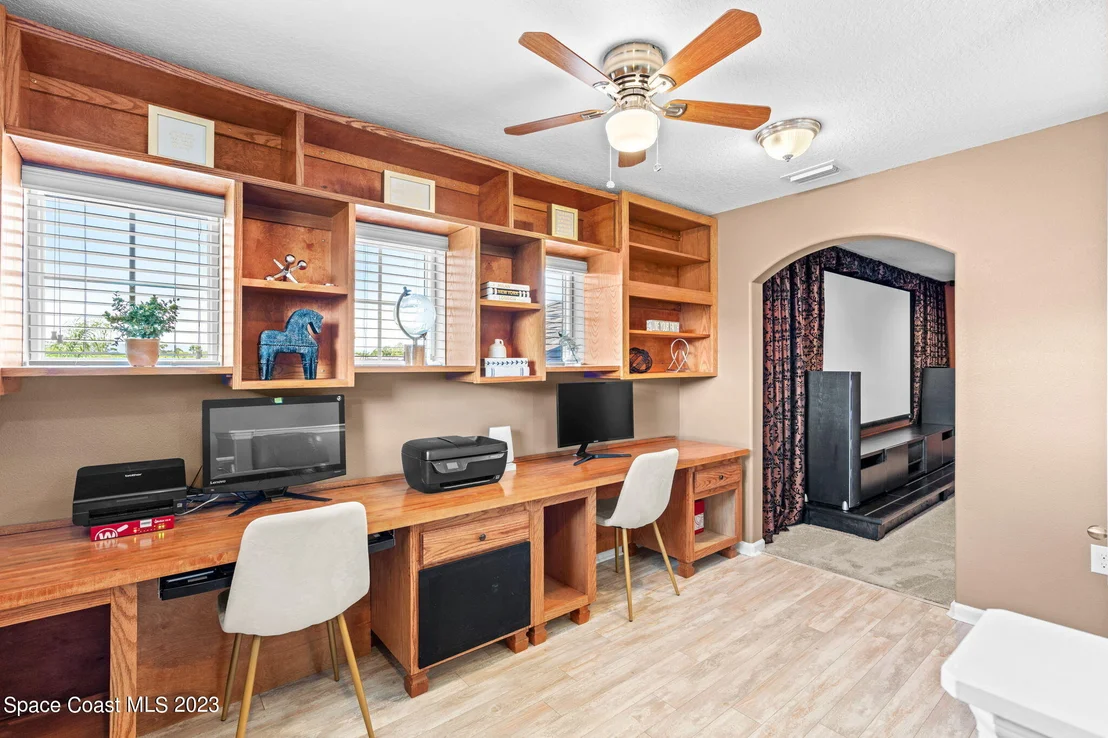 Photo of 3380 Watergrass Street