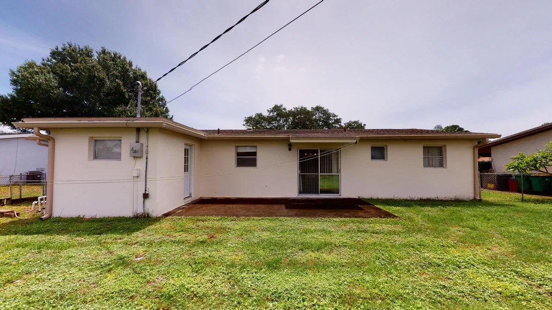 Photo of 566 Ford Circle E