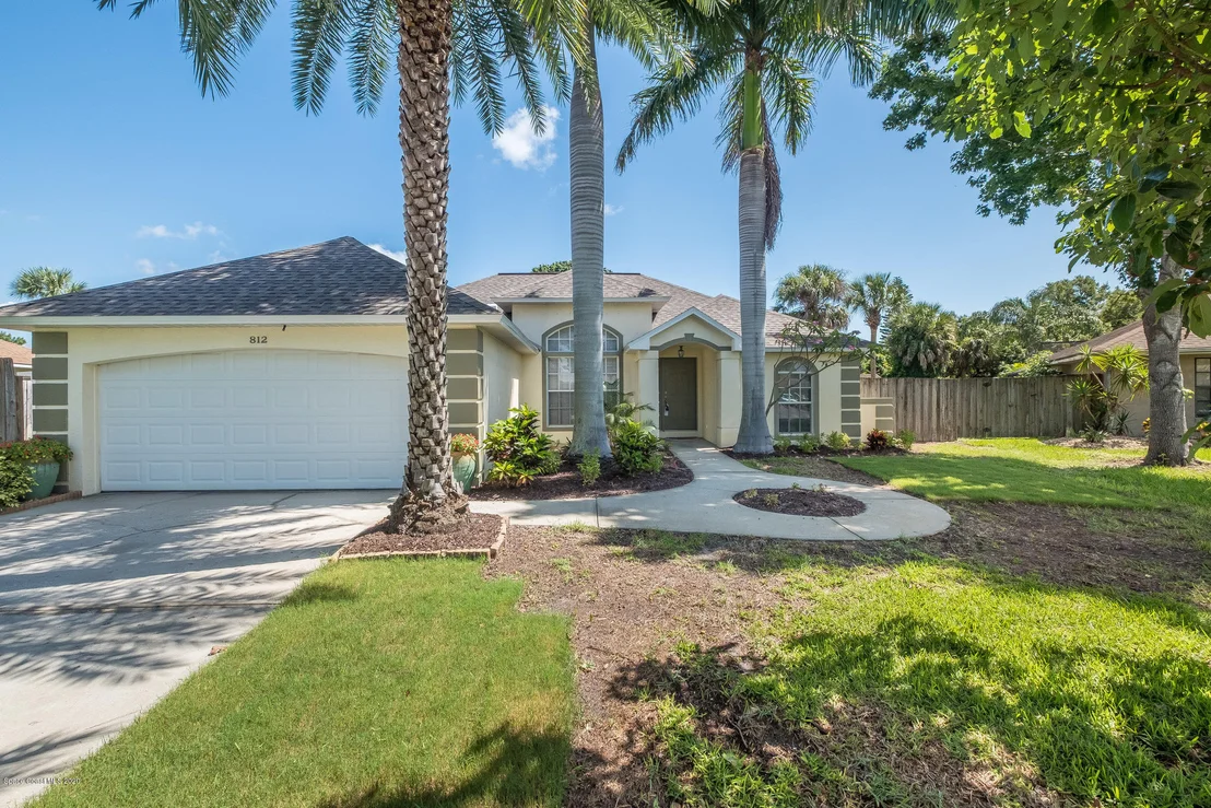 Photo of 812 Topaz Drive