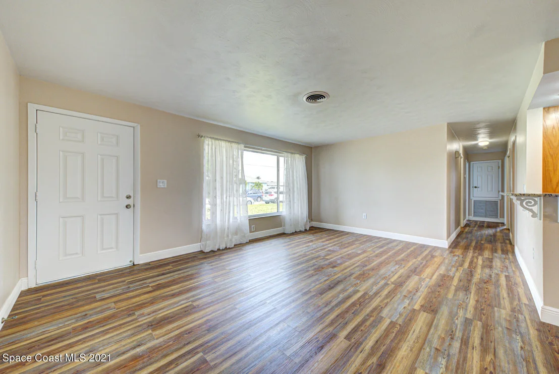 Photo of 124 Deleon Road