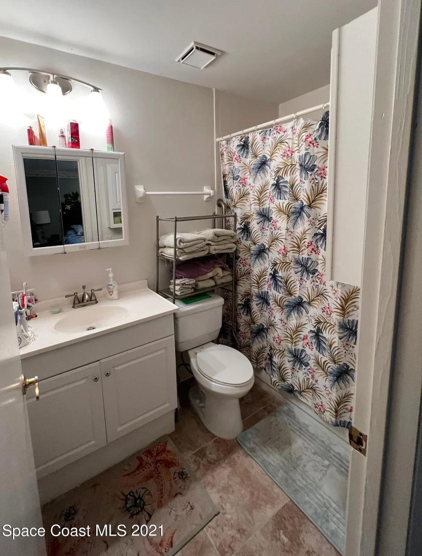 Photo of 1067 Goldenrod Circle NE