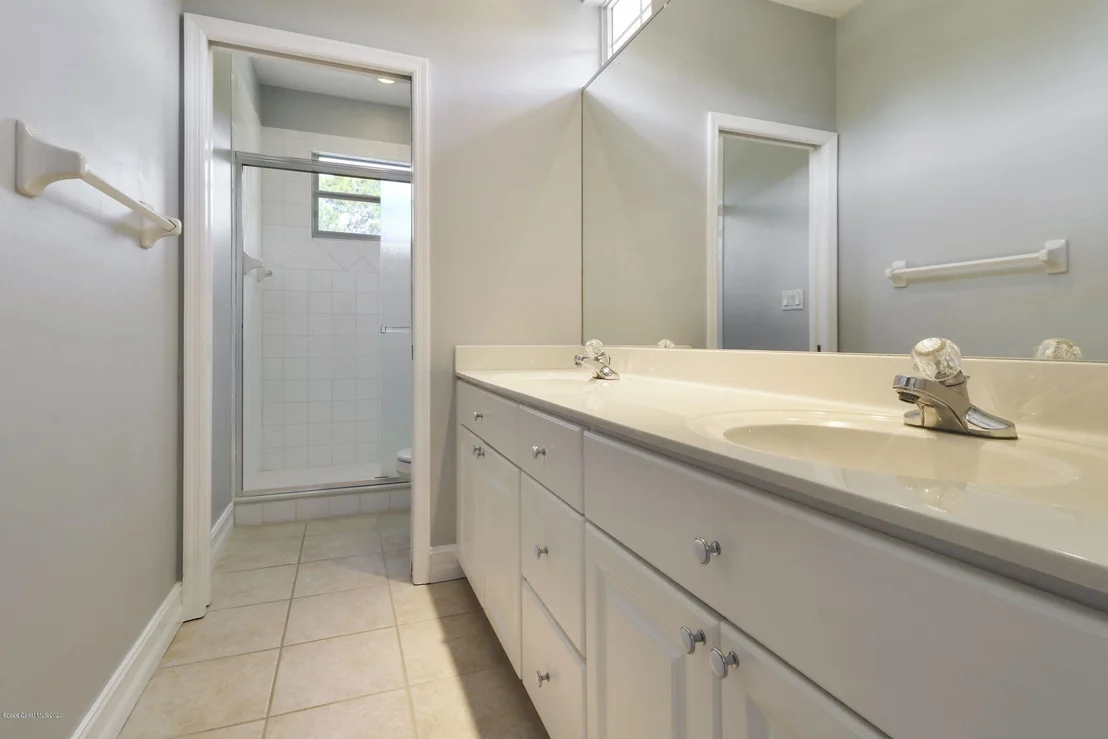 Photo of 5420 Willoughby Drive