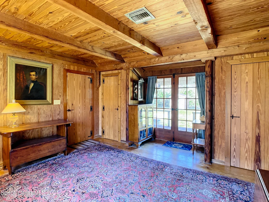Photo of 4340 Burkholm Road