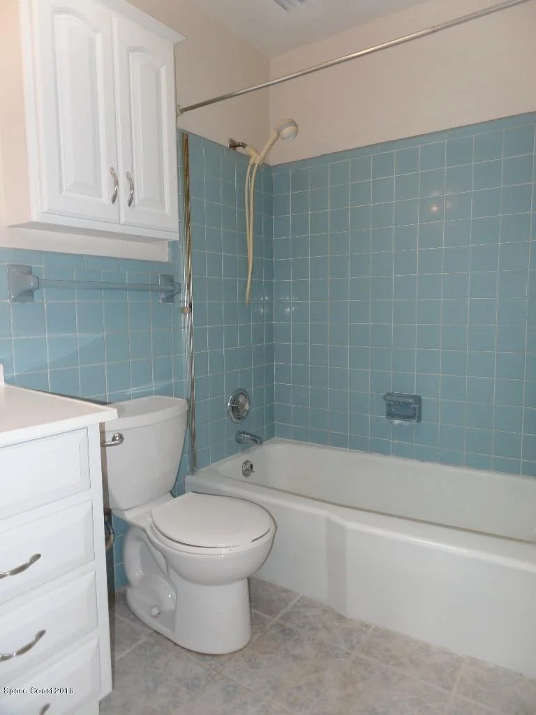 Photo of 1720 Golfview Drive