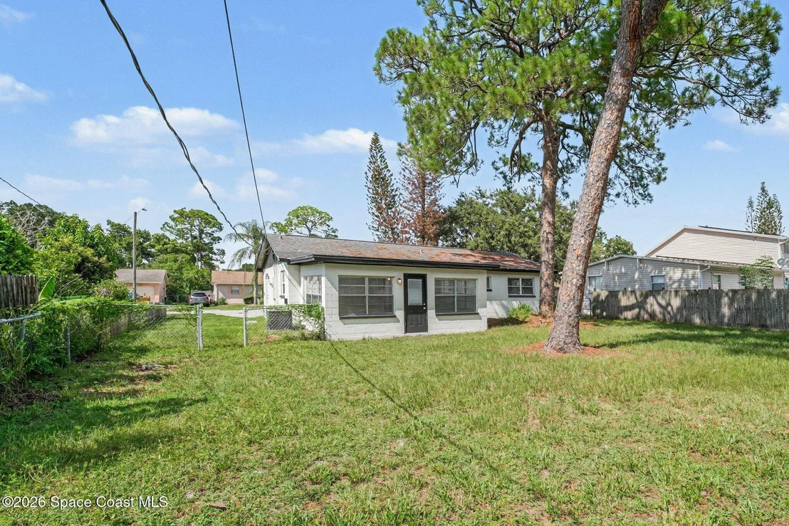 Photo of 1021 Bernice Road