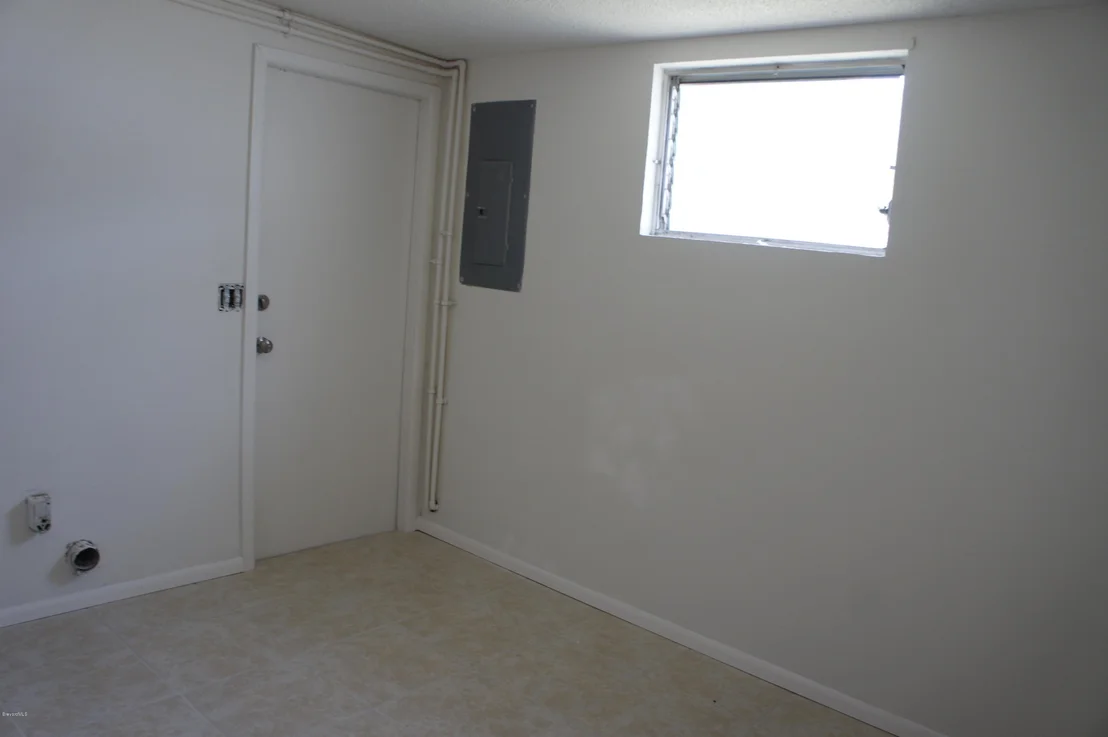 Photo of 2652 Leewood Boulevard